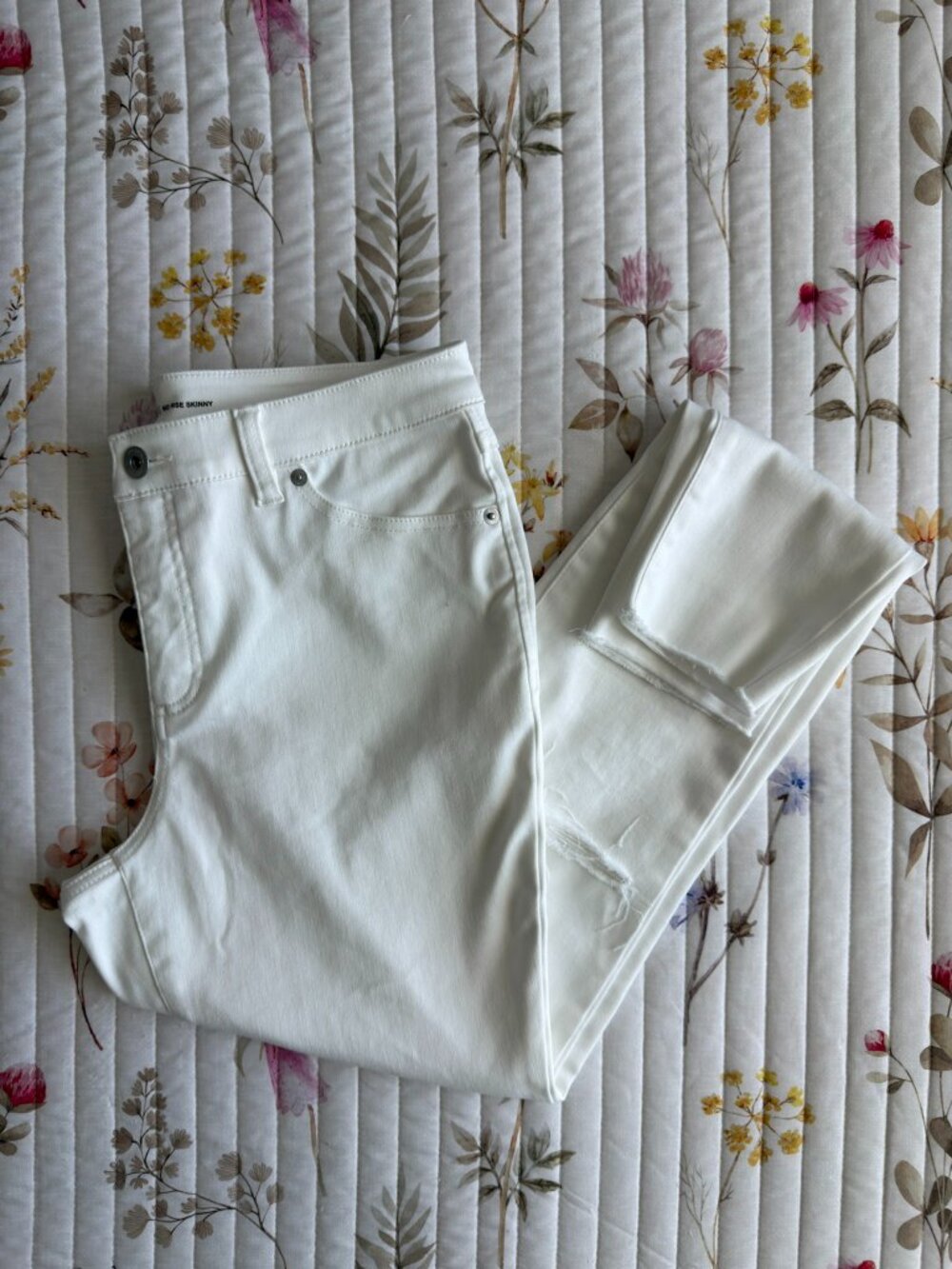 INC International Concepts White Distressed Skinny Jeans Mid‎ Rise Womens 10/30